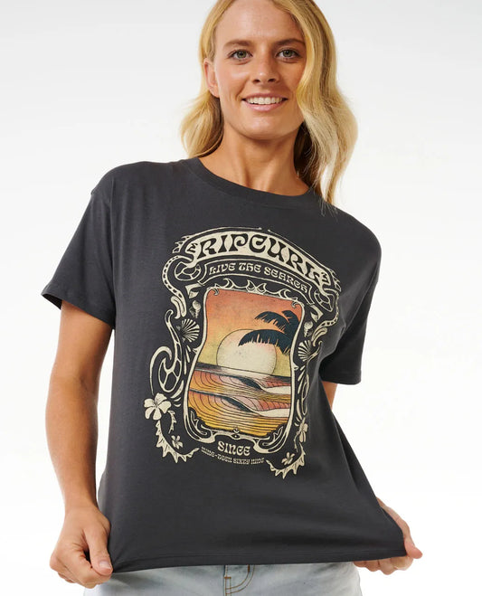 SALE PRICE $35 Rip Curl Tee Sea Shells Relaxed